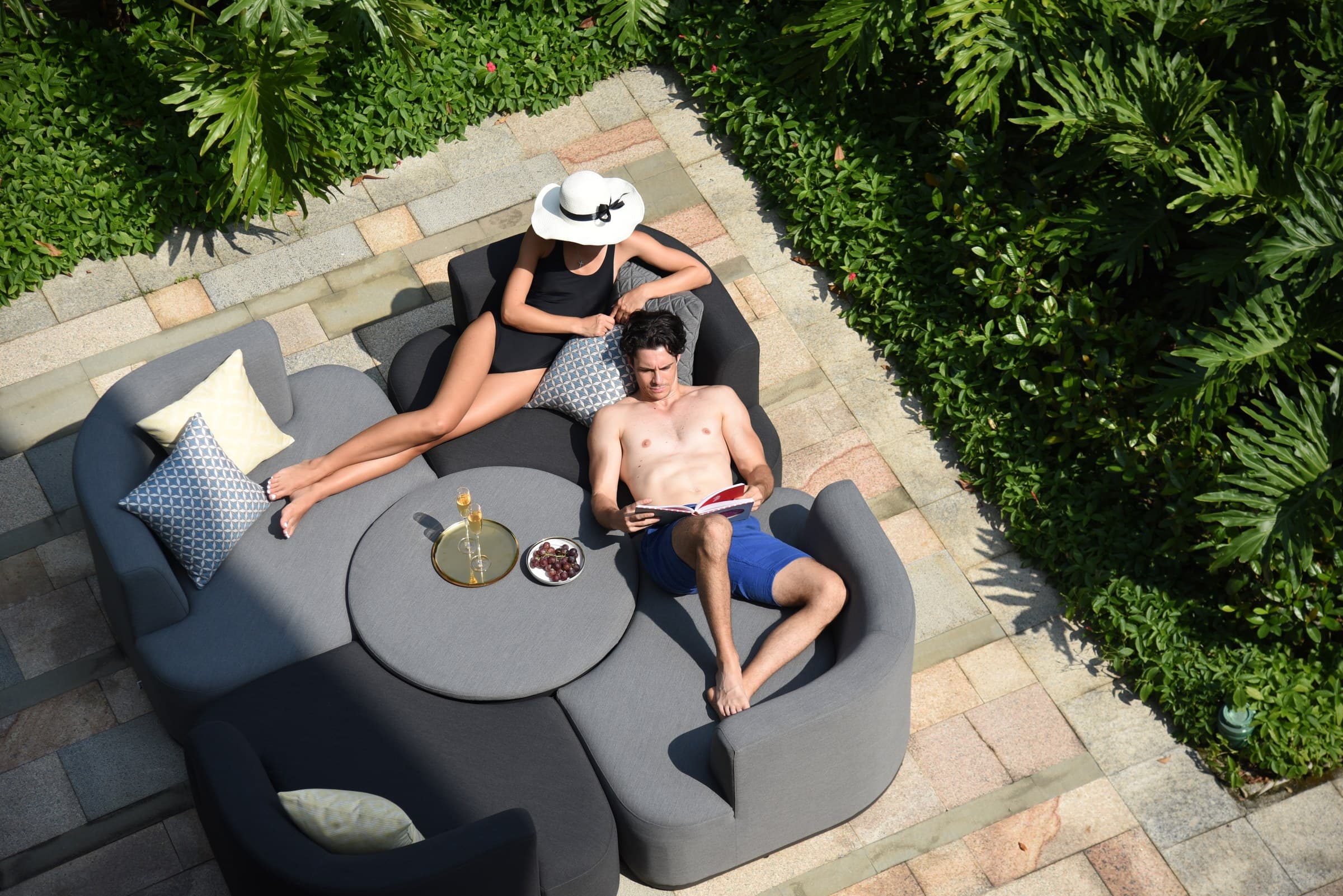 Aerial view of a coordinated outdoor furniture composition