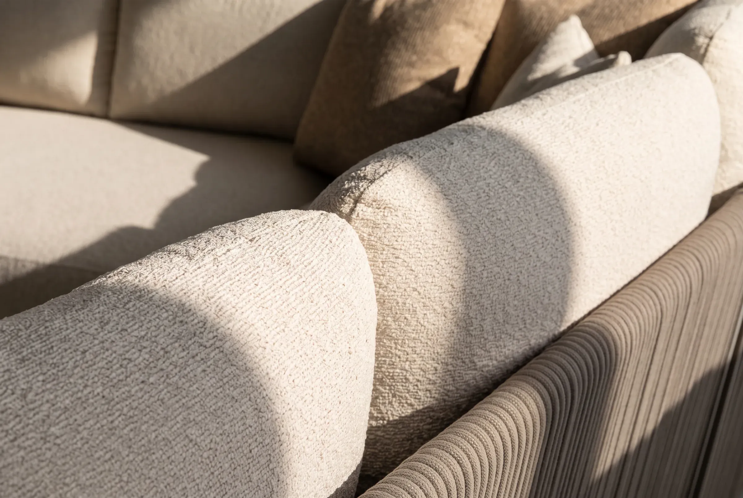 Halo Corner Sofa Set, close-up of materials and finishes